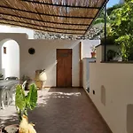 Anfora Blu * Canneto (Lipari)