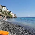 Anfora Blu * Canneto (Lipari)