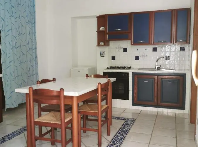 Anfora Blu Canneto (Lipari)